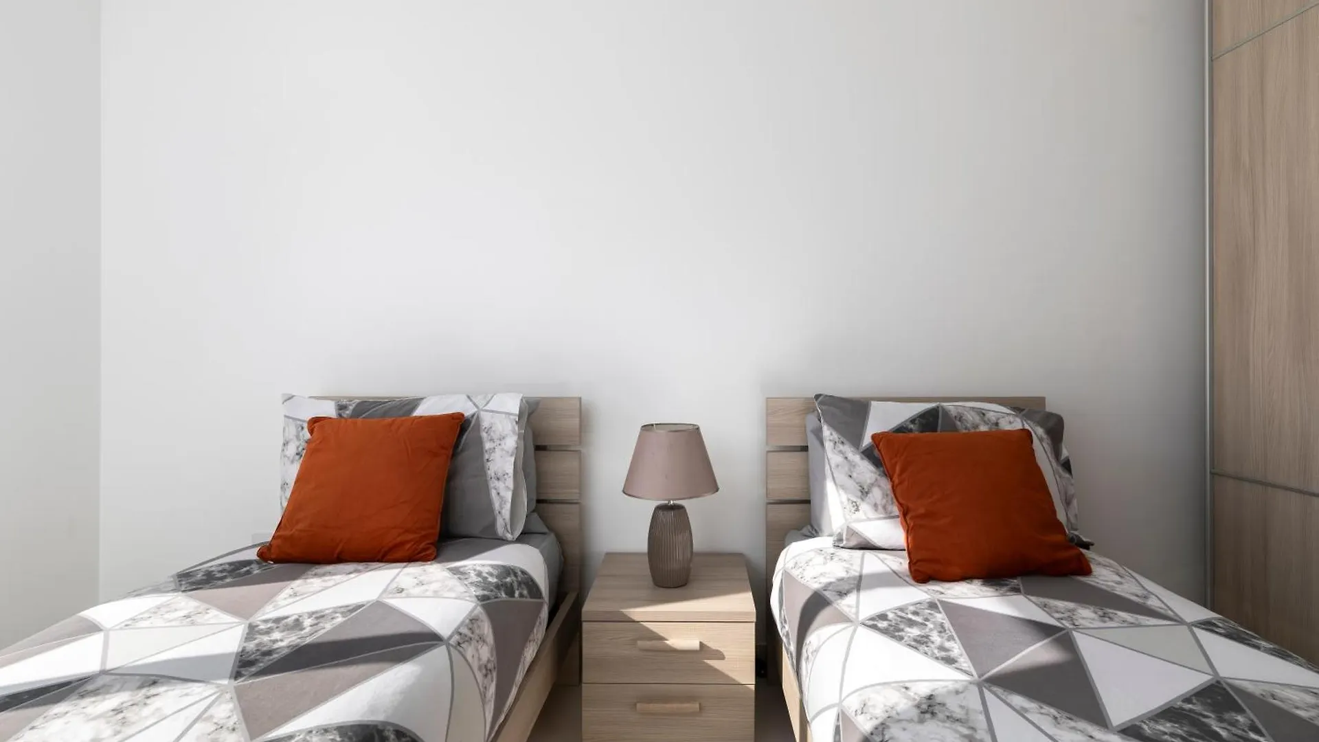 Spacious & Stylish 3Br Penthouse With Large Terrace - Close To Spinola Bay Saint Julian's 0*,  Malta