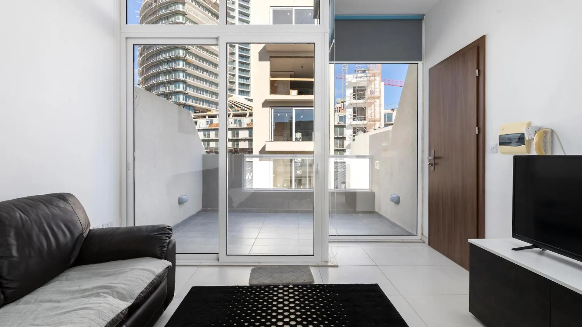 Spacious & Stylish 3Br Penthouse With Large Terrace - Close To Spinola Bay Saint Julian's