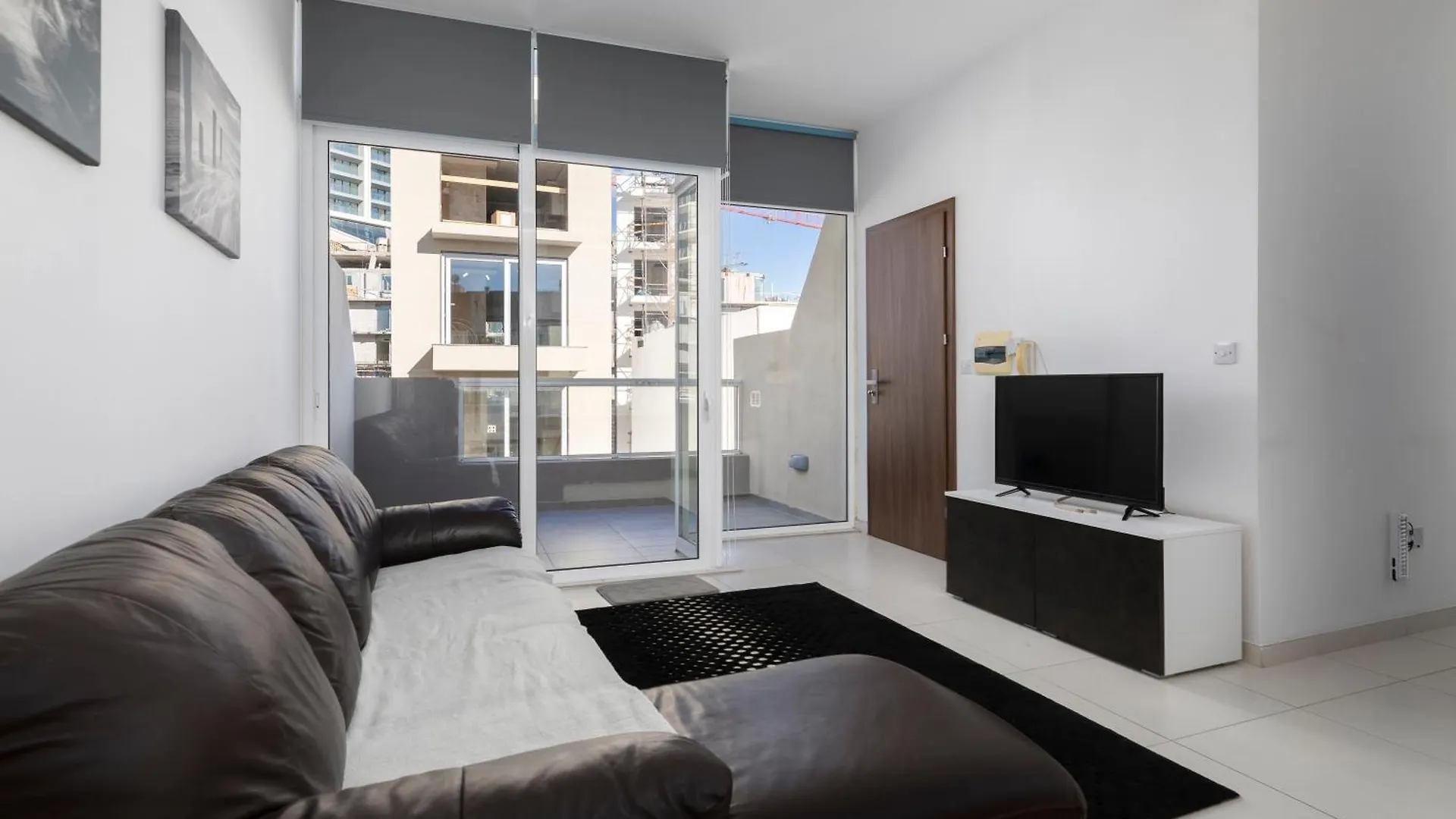 Spacious & Stylish 3Br Penthouse With Large Terrace - Close To Spinola Bay Saint Julian's 0*,
